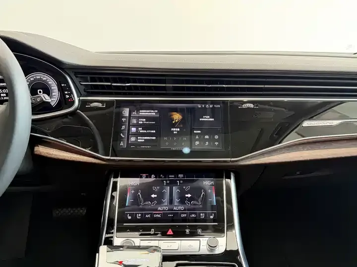 Audi Q7 2022 55 TFSI quattro S line Sport 8