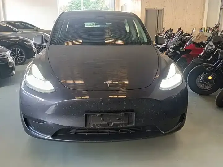 Model Y 2024 rear-wheel drive version 3