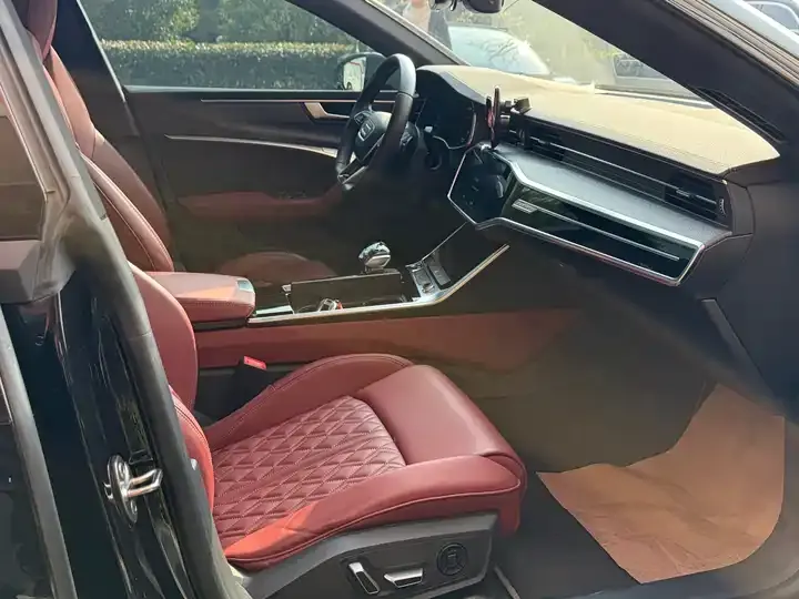 Audi A7L 2024 45 TFSI quattro S-line Black Samurai Edition 7