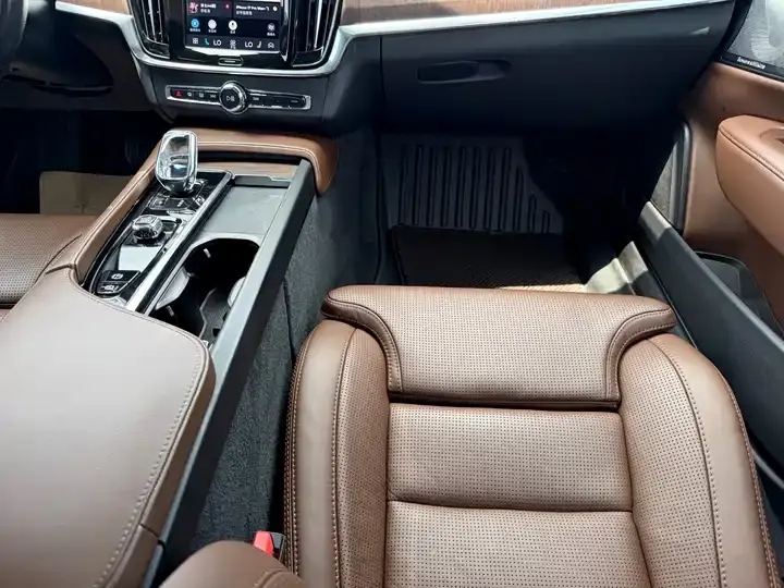 Volvo S90 2021 B5 Zhiya Deluxe Edition 10