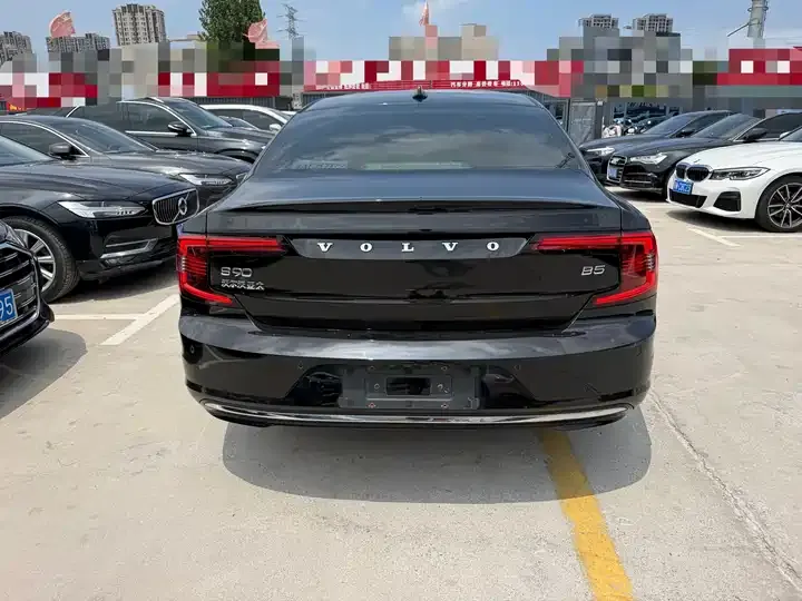 Volvo S90 2021 B5 Zhiya Deluxe Edition 4