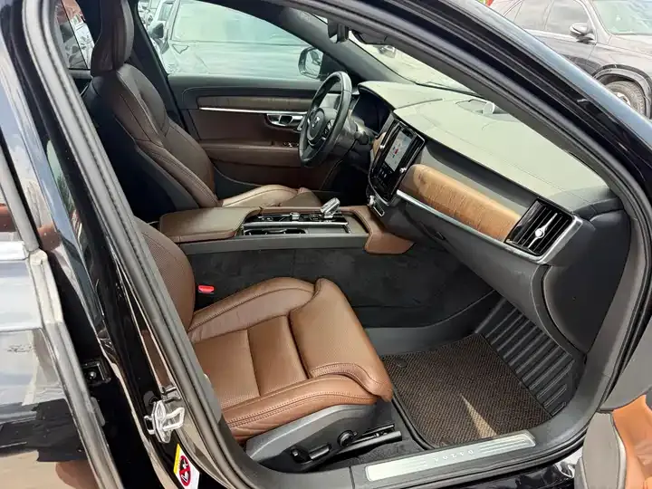 Volvo S90 2021 B5 Zhiya Deluxe Edition 6