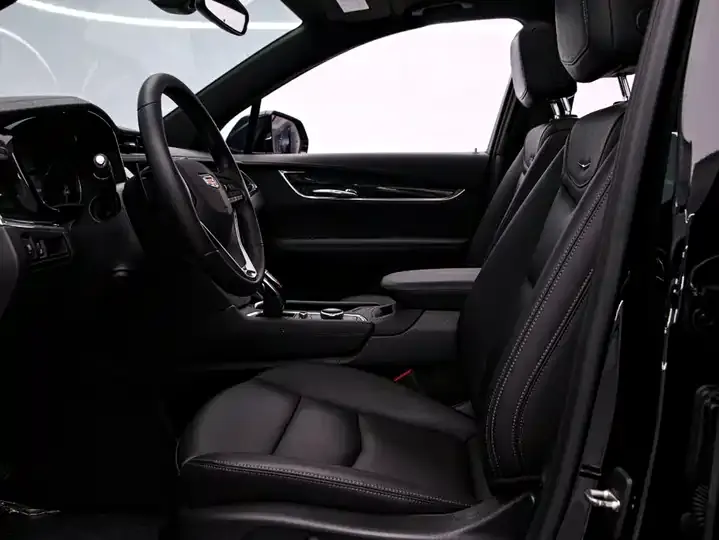 Cadillac XT6 2021 2.0T 7-seat 2-drive luxury model 12