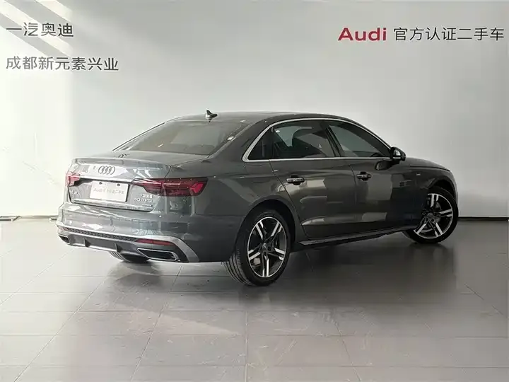 Audi A4L 2020 40 TFSI quattro Deluxe Dynamic 4