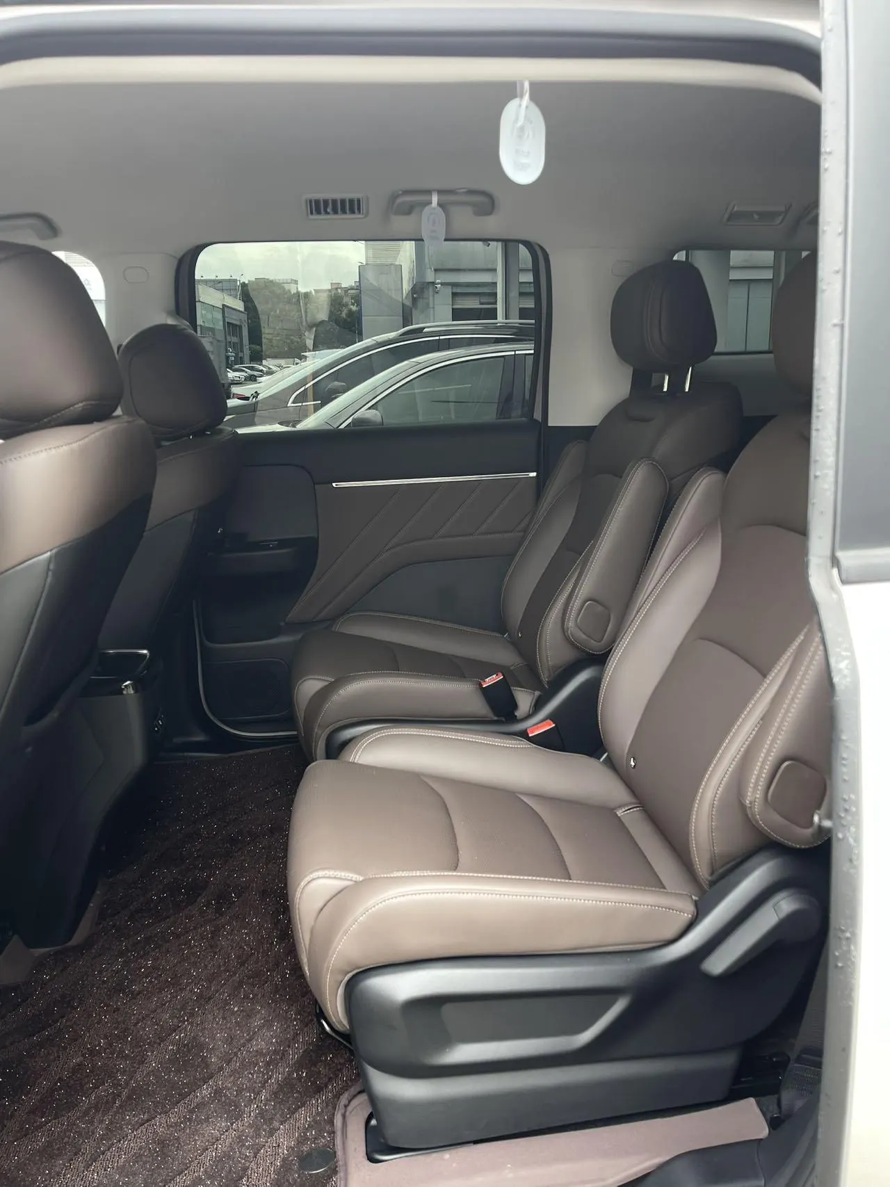 WuLing 2025 Starlight 730 1.5 Stepless 125km Luxury Automatic Transmission 4