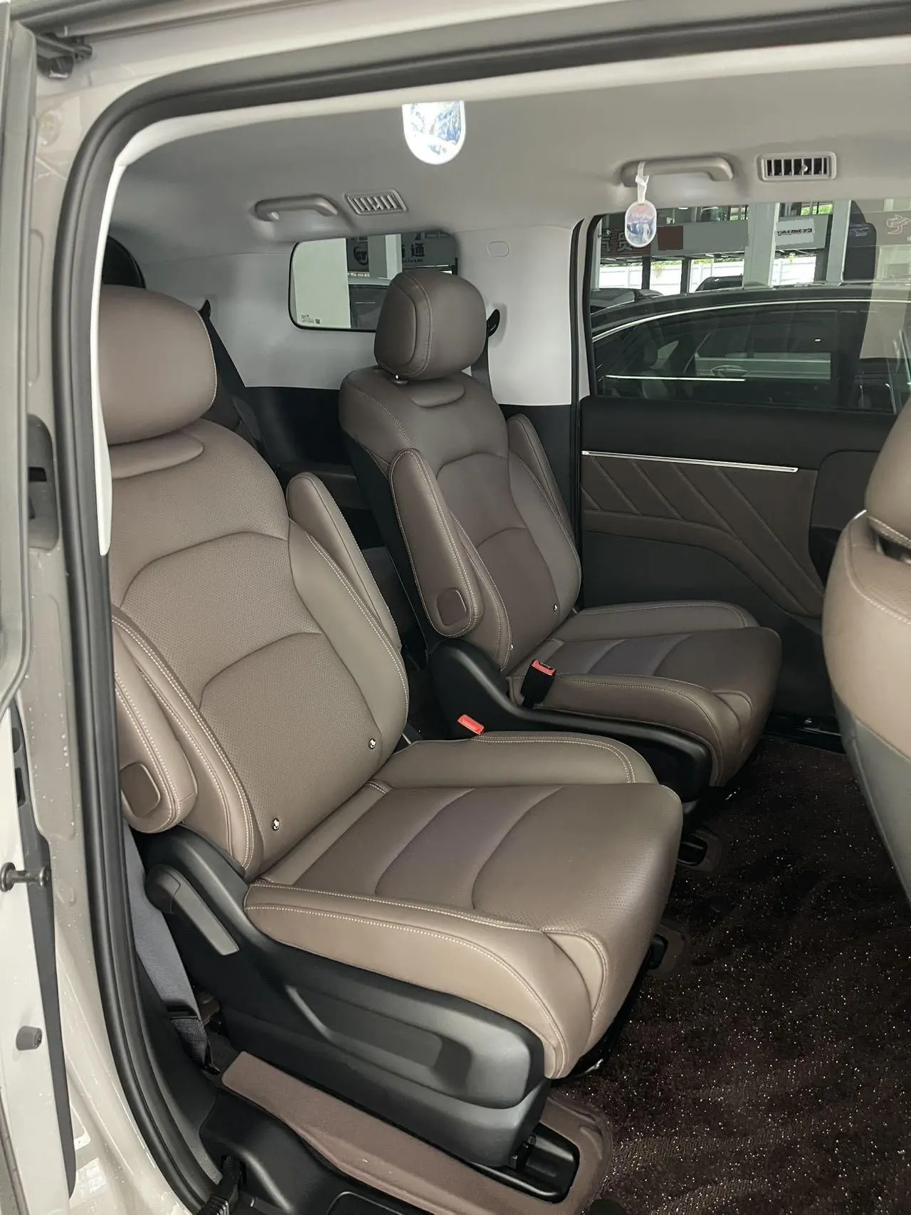 WuLing 2025 Starlight 730 1.5 Stepless 125km Luxury Automatic Transmission 5