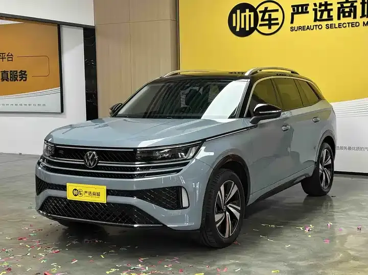 Nan Tour 2023 380TSI Four-wheel Drive R-Line Cruise Edition - View 1