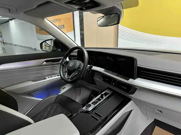 Nan Tour 2023 380TSI Four-wheel Drive R-Line Cruise Edition 9