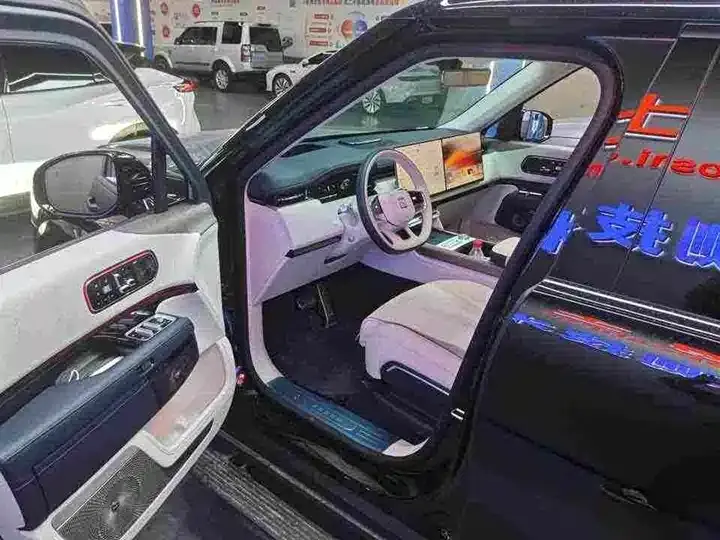 Zeekr 9X 2025 Max Edition 55kWh 5