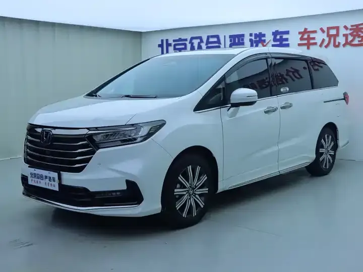 Открыть галерею: Odyssey 2024 2.0L e:HEV Rui Leading Edition