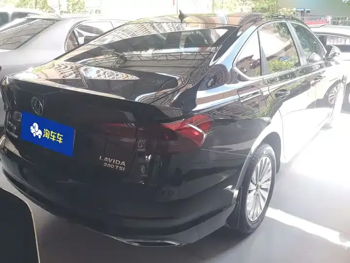 Lavida 2019 280TSI DSG Comfort Edition Country VI 3