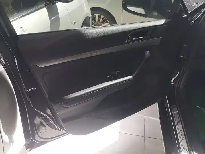 Lavida 2019 280TSI DSG Comfort Edition Country VI 7