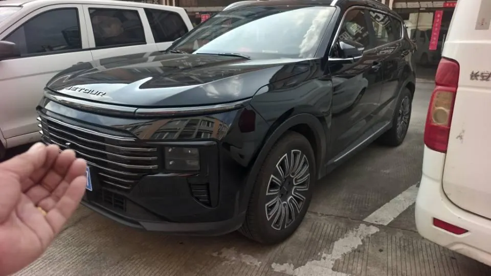 Jetour 2025 X70 PLUS 1.5T Champion Edition PRO 5-seater automatic transmission - View 1