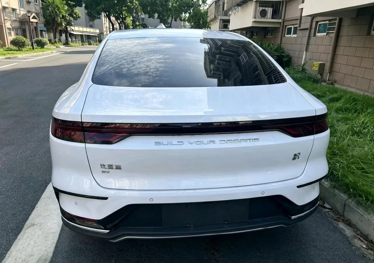 BYD 2023 Han EV 605KM Champion Edition Precursor Honorable Automatic Gear 4