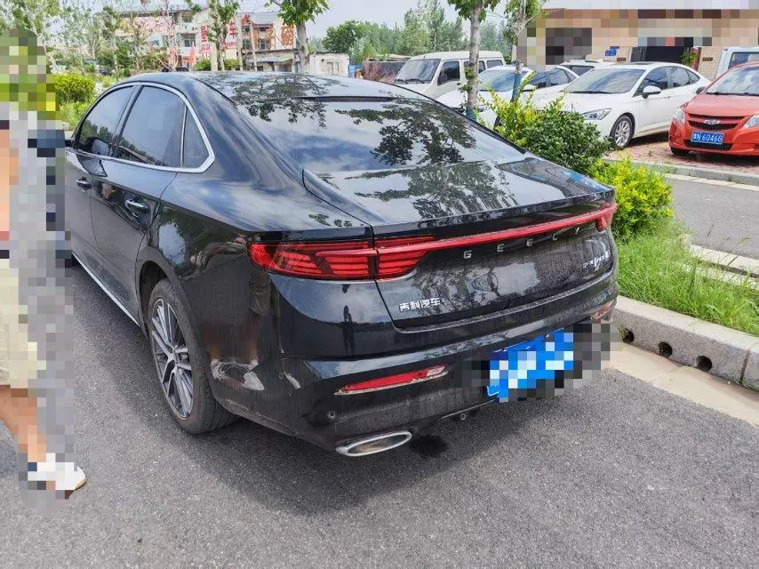 Geely 2023 Xingrui 2.0TD Honorable Automatic Transmission 4