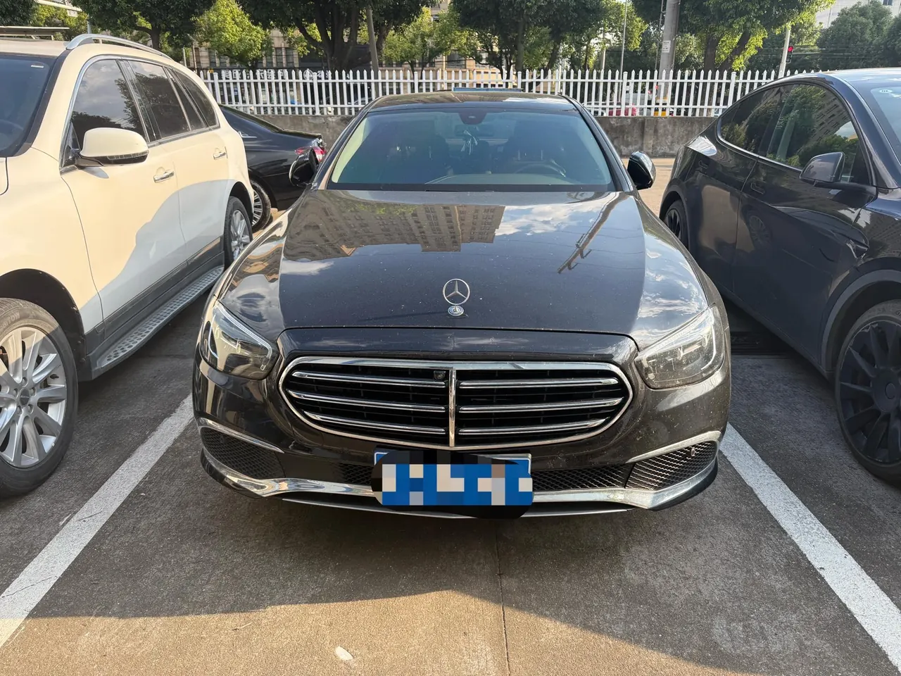Mercedes Benz E Class 2023 E 300 L 2.0T Luxury Automatic Gear 2