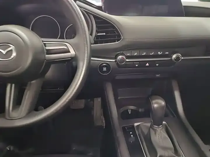 Mazda 3 Oncorsela 2021 2.0L Auto Quality Edition 10