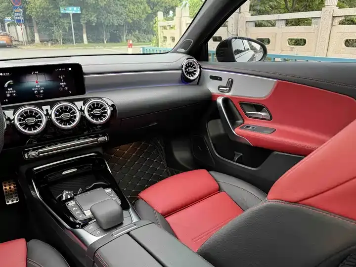 Mercedes Benz Class A AMG 2022 AMG A 35 L 4MATIC 12