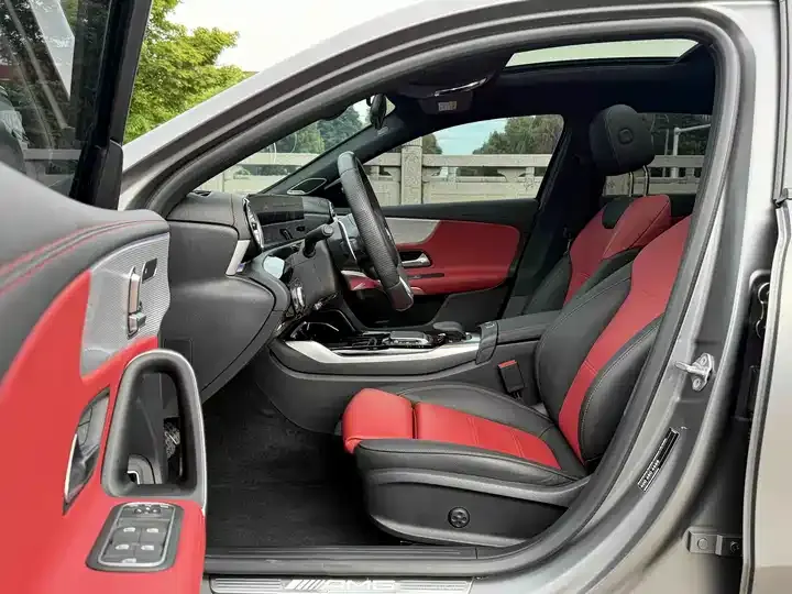 Mercedes Benz Class A AMG 2022 AMG A 35 L 4MATIC 7