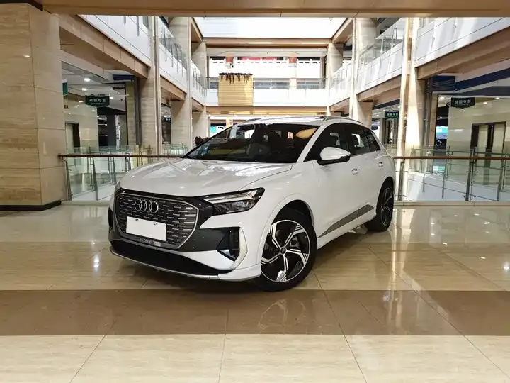 Audi Q4 e-tron 2023 40 e-tron Creation Edition - View 1