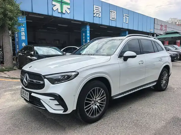 Mercedes Benz GLC 2023 GLC 300 L 4MATIC Dynamic 5-seat - View 1