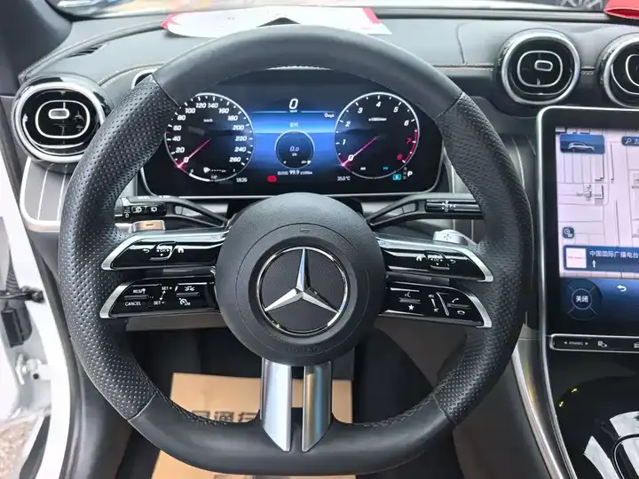 Mercedes Benz GLC 2023 GLC 300 L 4MATIC Dynamic 5-seat 11