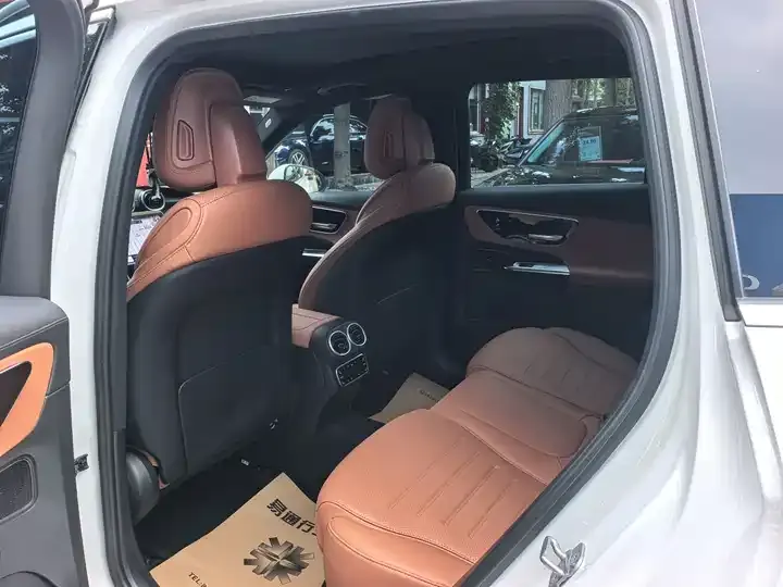 Mercedes Benz GLC 2023 GLC 300 L 4MATIC Dynamic 5-seat 7