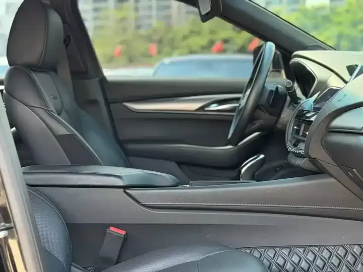 Cadillac CT5 2022 28T Luxury Model 9