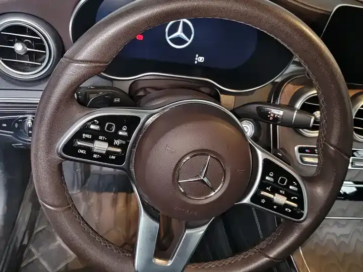 Mercedes Benz GLC 2021 GLC 260 L 4MATIC Luxury 8