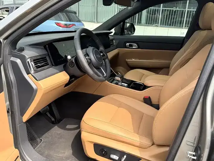 Li ONE 2021 extended 6-seat version 4