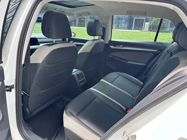 Golf 2021 280TSI DSG Pro 9