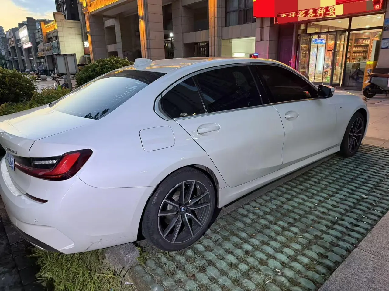 BMW 3 Series 2022 320Li 2.0T M Sports Suit (Modified) Automatic Gear 7