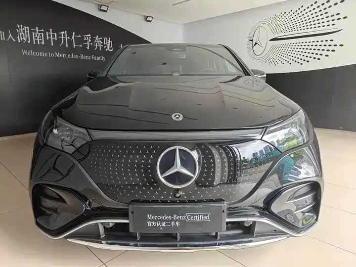 Mercedes Benz EQE SUV 2024 500 4MATIC Deluxe Edition 2