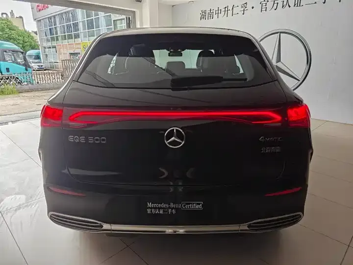 Mercedes Benz EQE SUV 2024 500 4MATIC Deluxe Edition 6