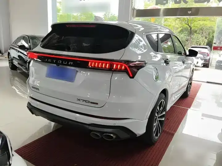 Jetour X70 PLUS 2021 1.6T DCT PRO 7 7