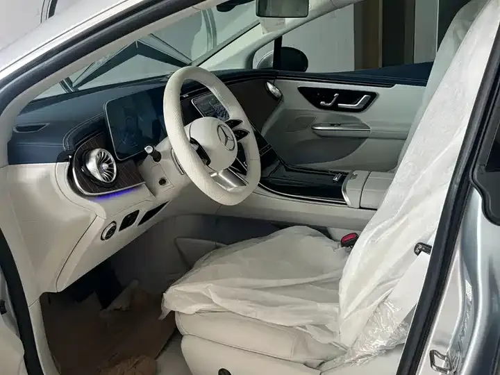Mercedes Benz EQE 2025 500 4MATIC Pioneer Edition 12