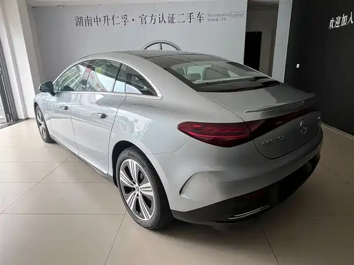 Mercedes Benz EQE 2025 500 4MATIC Pioneer Edition 4