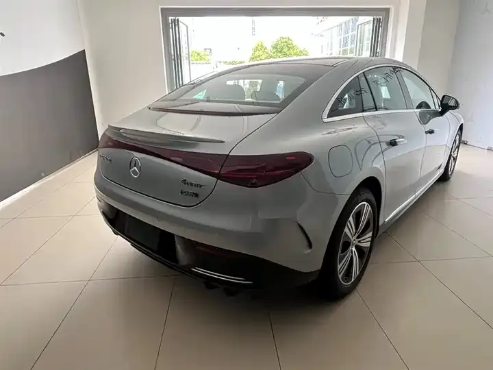 Mercedes Benz EQE 2025 500 4MATIC Pioneer Edition 7