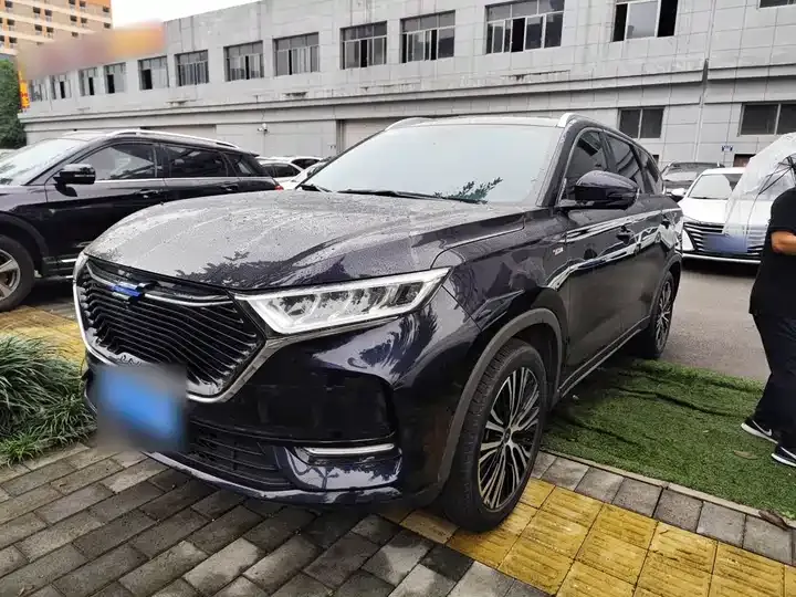 Open image lightbox: ChangAn Oshan X7 2020 1.5T Auto Premium