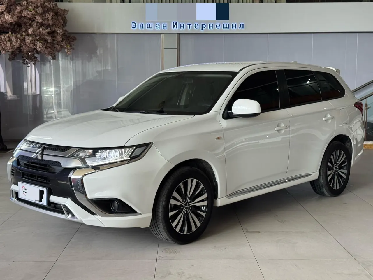 Open image lightbox: Mitsubishi 2021 Outlander 2.0 Stepless Two-Drive Smooth Edition 5-seat (Changed) Automatic Gear