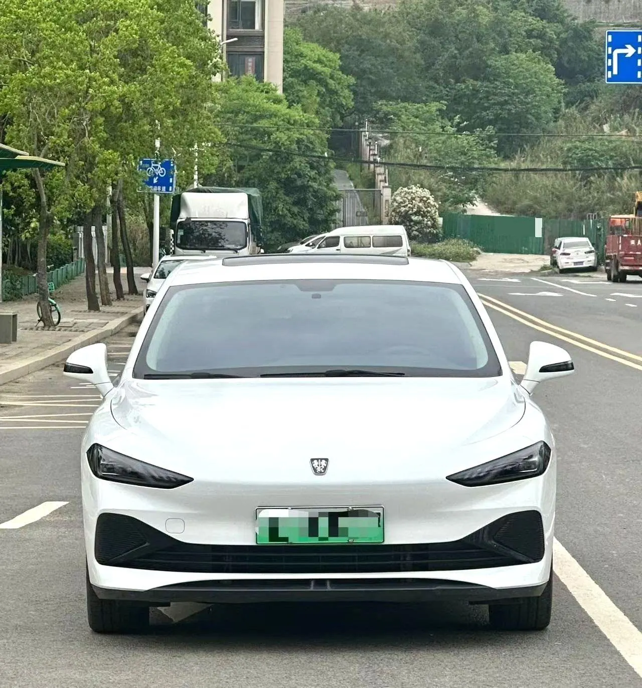 Roewe 2023 D7 DMH 1.5 125km Exceed Edition Automatic Gear 2