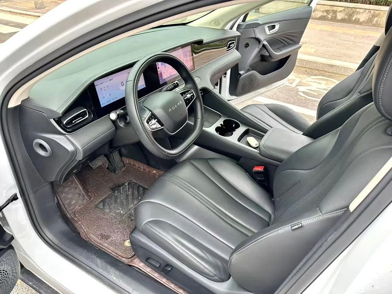 Roewe 2023 D7 DMH 1.5 125km Exceed Edition Automatic Gear 7