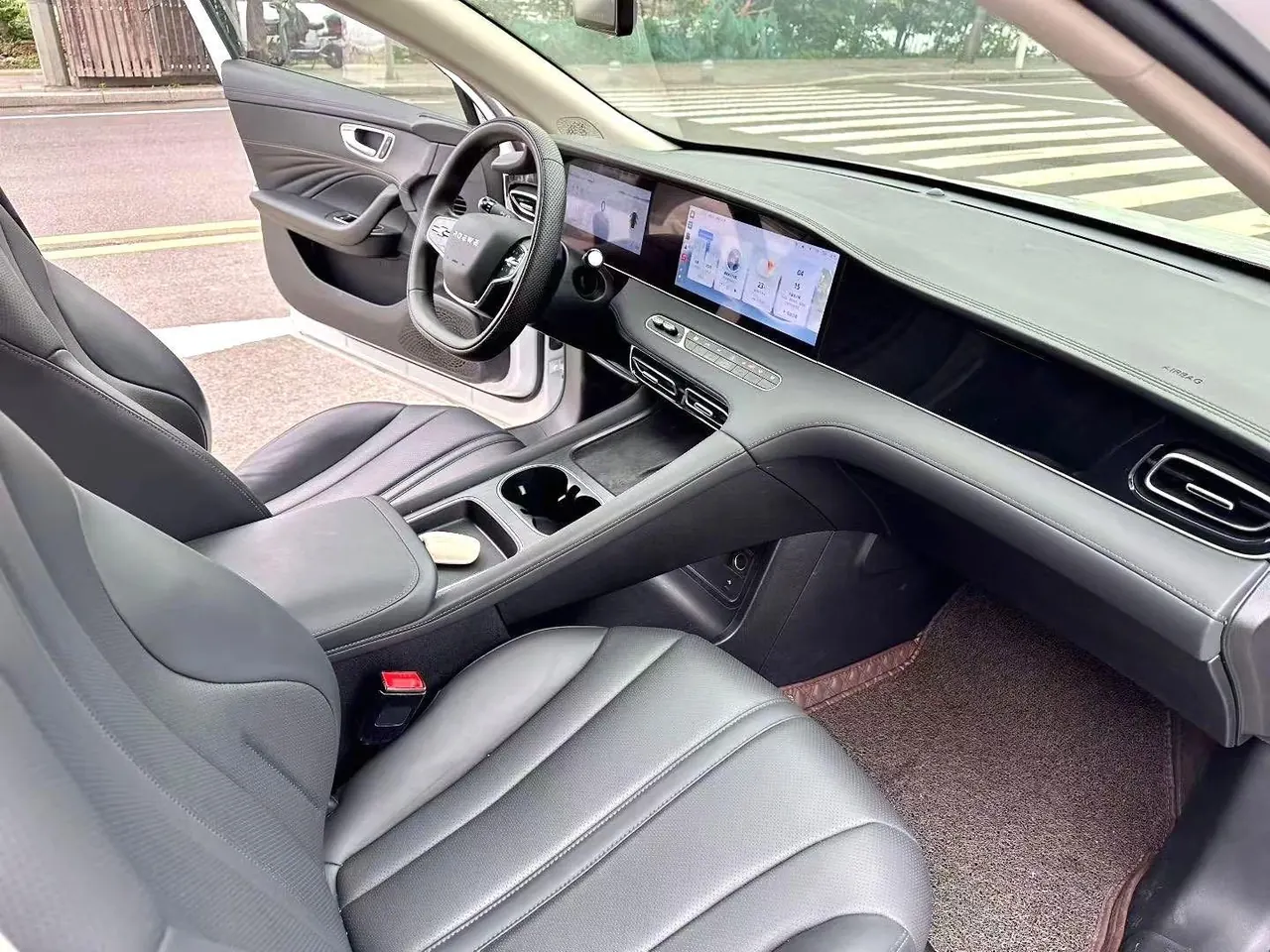 Roewe 2023 D7 DMH 1.5 125km Exceed Edition Automatic Gear 8