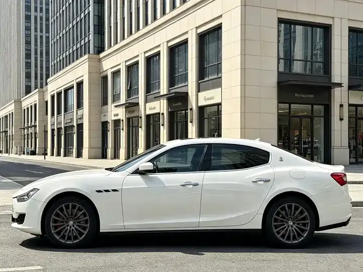 Ghibli 2021 Hybrid 2.0T Fenice Limited Edition 3