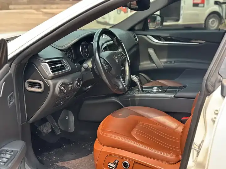 Ghibli 2021 Hybrid 2.0T Fenice Limited Edition 4