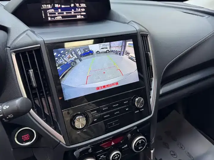 Forester 2022 2.0i AWD Deluxe Edition EyeSight 8