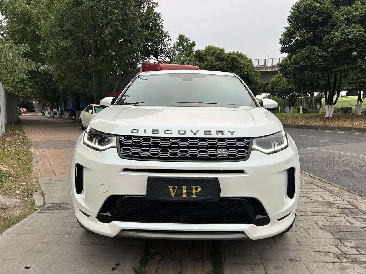 Land Rover 2020 Discovery Sports Edition 48V 2.0T 249PS R-Dynamic S Performance Edition Automatic Gear 2