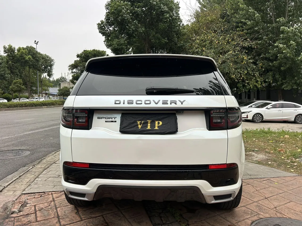 Land Rover 2020 Discovery Sports Edition 48V 2.0T 249PS R-Dynamic S Performance Edition Automatic Gear 4