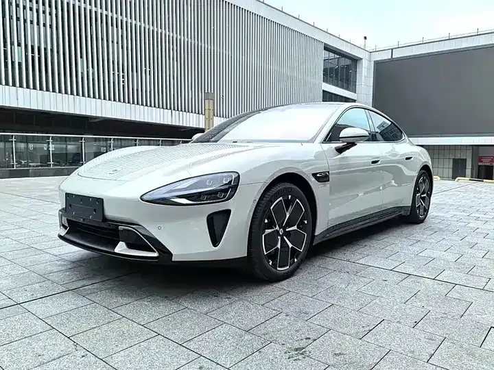 MI SU7 2024 Rear Drive Standard Founding Edition - View 1