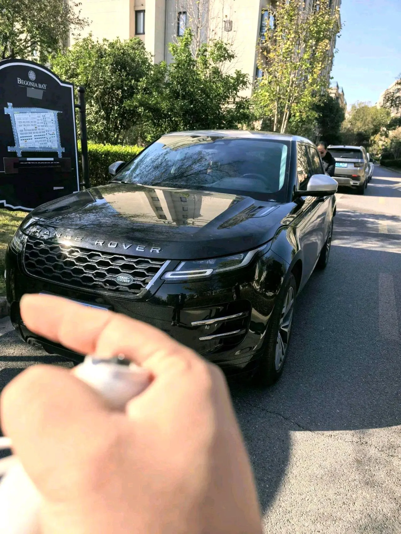 Land Rover 2021 Range Rover Aurora L 48V 2.0T 249PS R-Dynamic First edition First Edition Automatic Gear - View 1